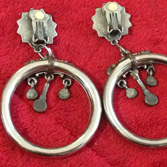 Rare Vintage Robert Rose Dangle Silver Tone Clip Back Earrings - Picture 2 of 2
